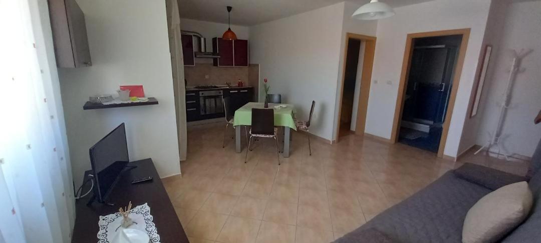 Apartments Buzleta II Fažana Eksteriør billede