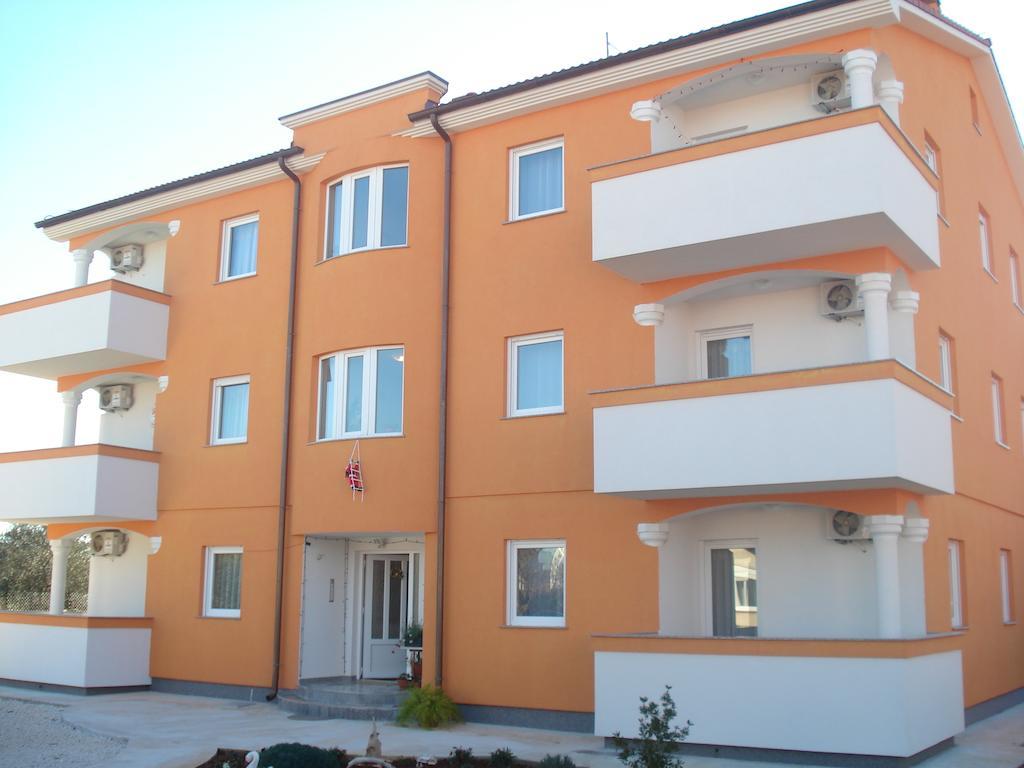 Apartments Buzleta II Fažana Eksteriør billede