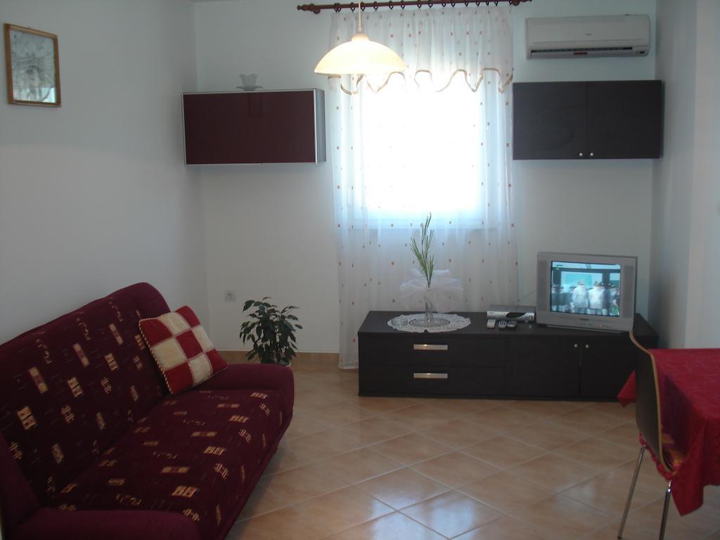 Apartments Buzleta II Fažana Værelse billede